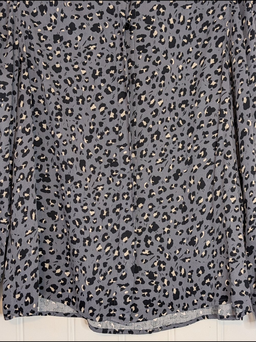 Lilli Sucre Slate Blue-Gray Leopard Animal Print Button Down Shirt - Picture 6 of 14